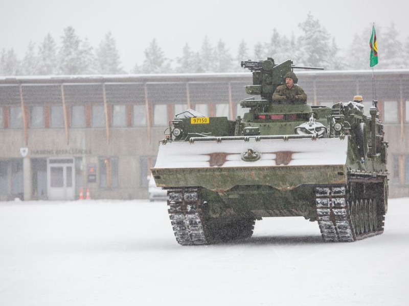 2018-12-19-bergingspanservogn-overfort-haeren-forsvaret