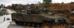 CV9030N på øvelse i Norge. (Foto: Forsvaret)