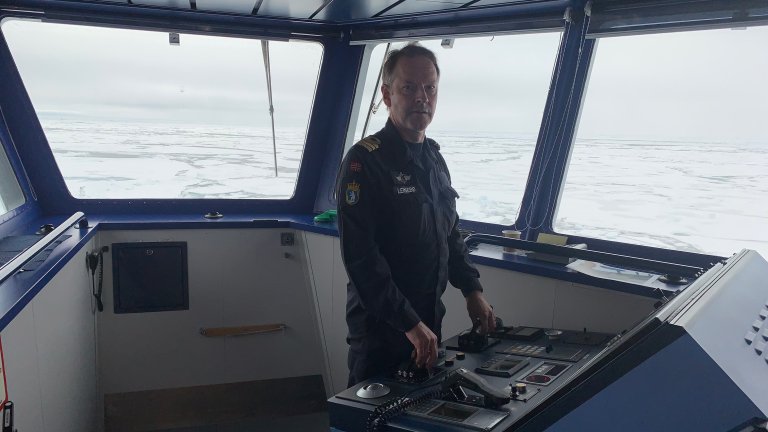 KV Svalbards skipssjef orlogskaptein Geir-Martin Leinebø_4000x2250