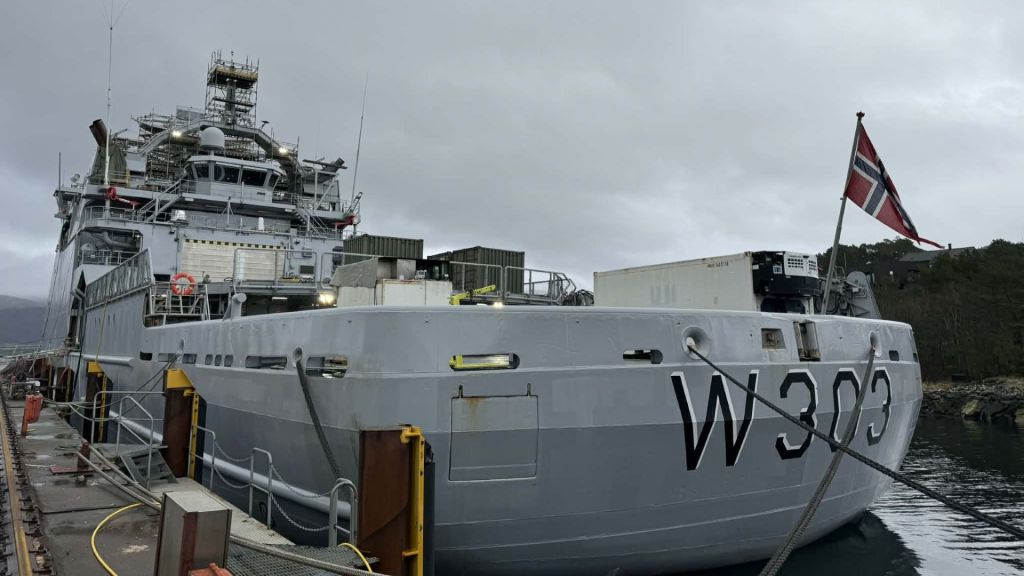 - Når vi får mer standardiserte systemer, blir det enklere med vedlikehold, logistikk og opplæring, forteller FMA-inspektør Jim David Kolsing. Foto: Forsvarsmateriell