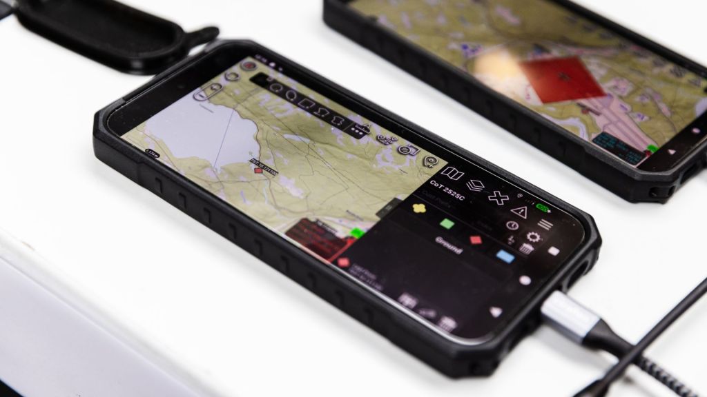 Den nye løsningen kan bli et mer tilgjengelig og brukervennlig verktøy for militær kommunikasjon. Foto: Magnus Horne / Forsvaret