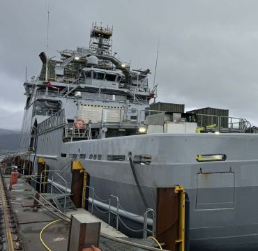 - Når vi får mer standardiserte systemer, blir det enklere med vedlikehold, logistikk og opplæring, forteller FMA-inspektør Jim David Kolsing. Foto: Forsvarsmateriell