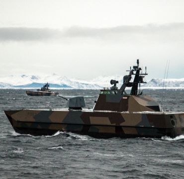 KNM Skudd og ett søsterfartøy i Andfjorden under øvelse Flotex 2016. Foto: Forsvaret
