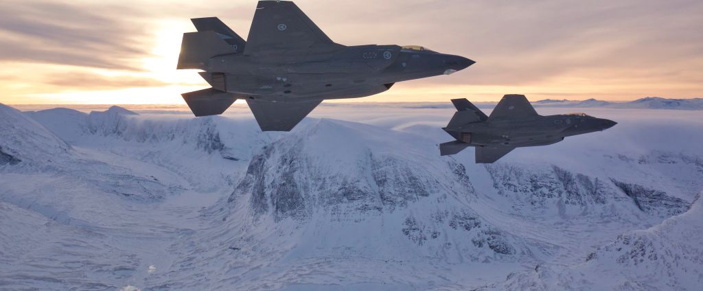 2017-12-14-F-35-over-rondane-Forsvaret