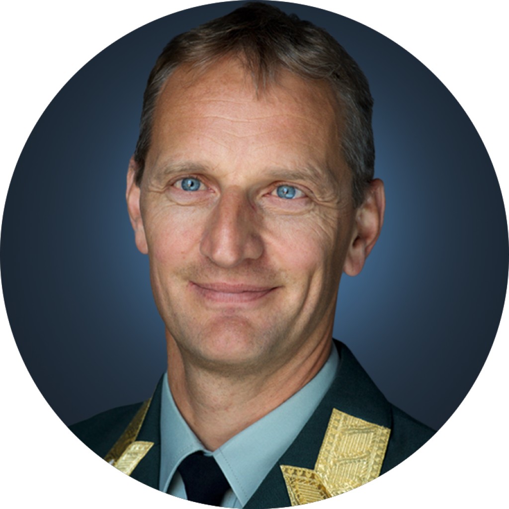 Øyvind Kvalvik-Forsvarsmateriell